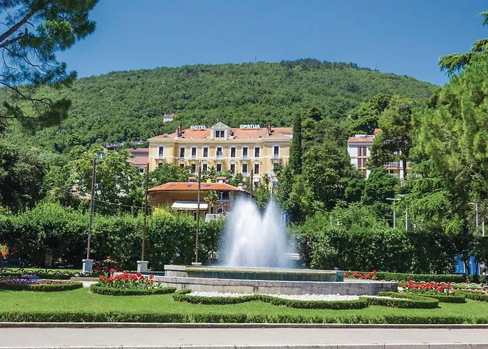 Σπίτι διακοπών 4 Bedroom Beautiful In