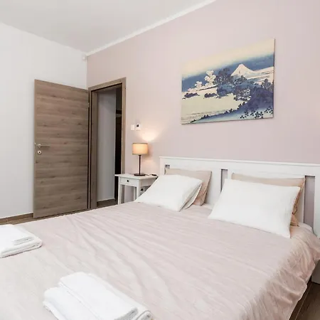 Ferienhaus 4 Bedroom Beautiful In *
